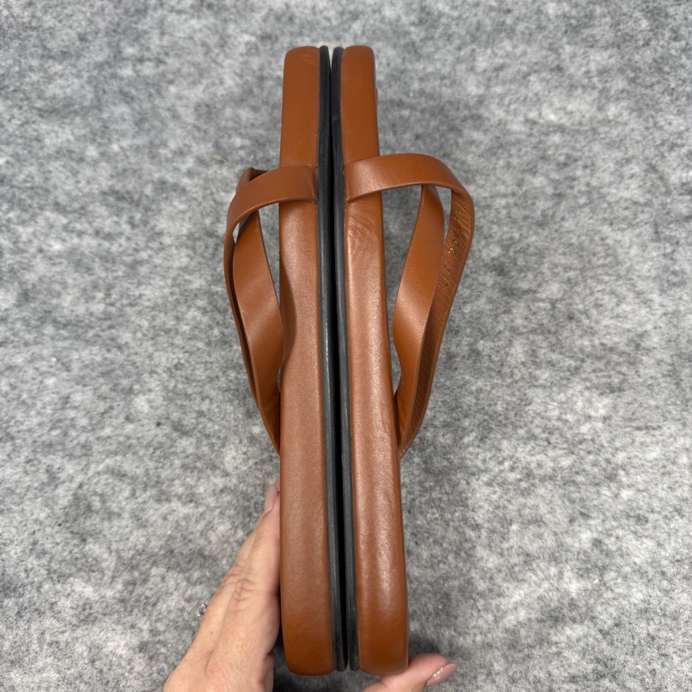 FRAME Denim Brown Leather Flip Sandal - Picture 7 of 10